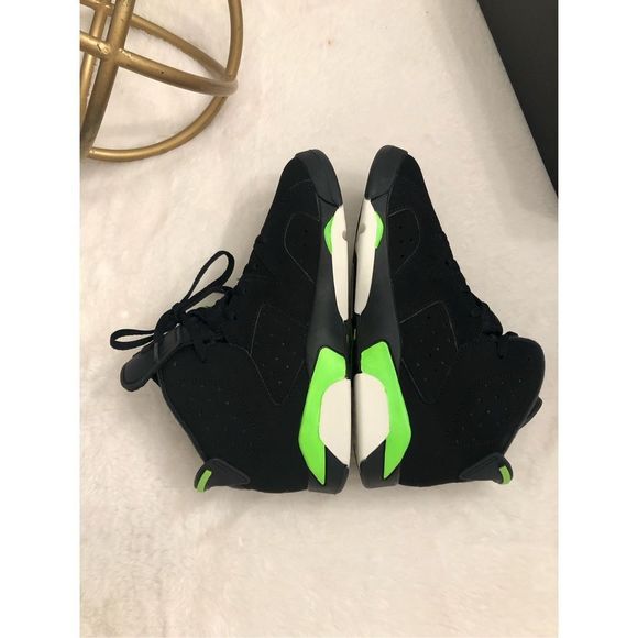 Draft Listing - Picture 4 of 6